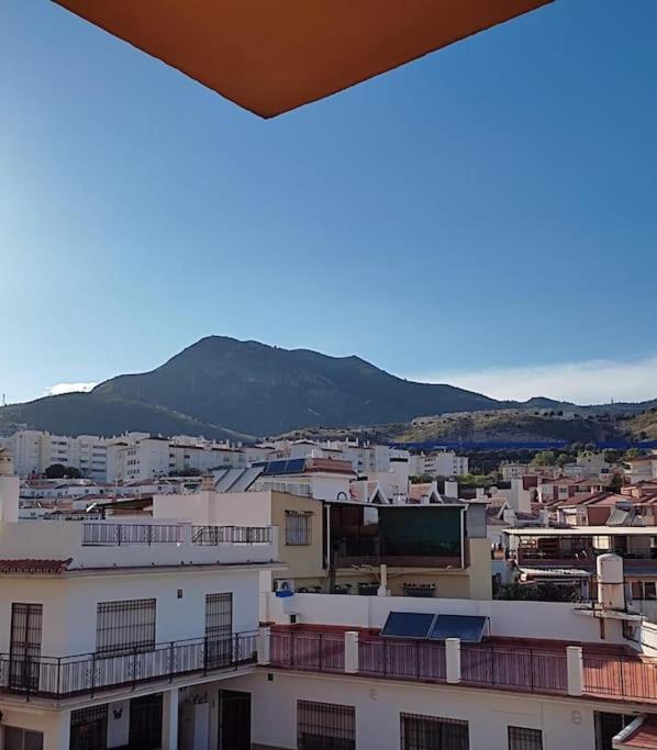 Apartamento Renovado En El Centro De Benalmádena Exterior photo
